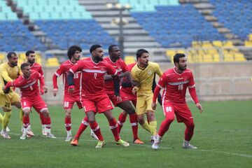 پیروزی پرسپولیس مقابل فجرسپاسی شیراز/ دبل کاپیتان سرخ‌ها در مقابل تک گل آل کثیر