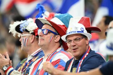 تصاویری از هواداران خاص و هیجان‌زده فرانسه و لهستان از نگاه عکاس خبرورزشی
