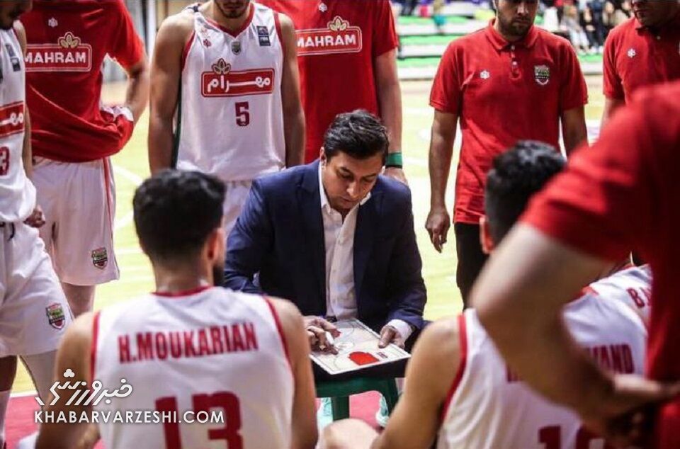 سرمربی مهرام پس از برد حساس: در کورس قهرمانی میمانیم  جمشیدوند - سرمربی مهرام