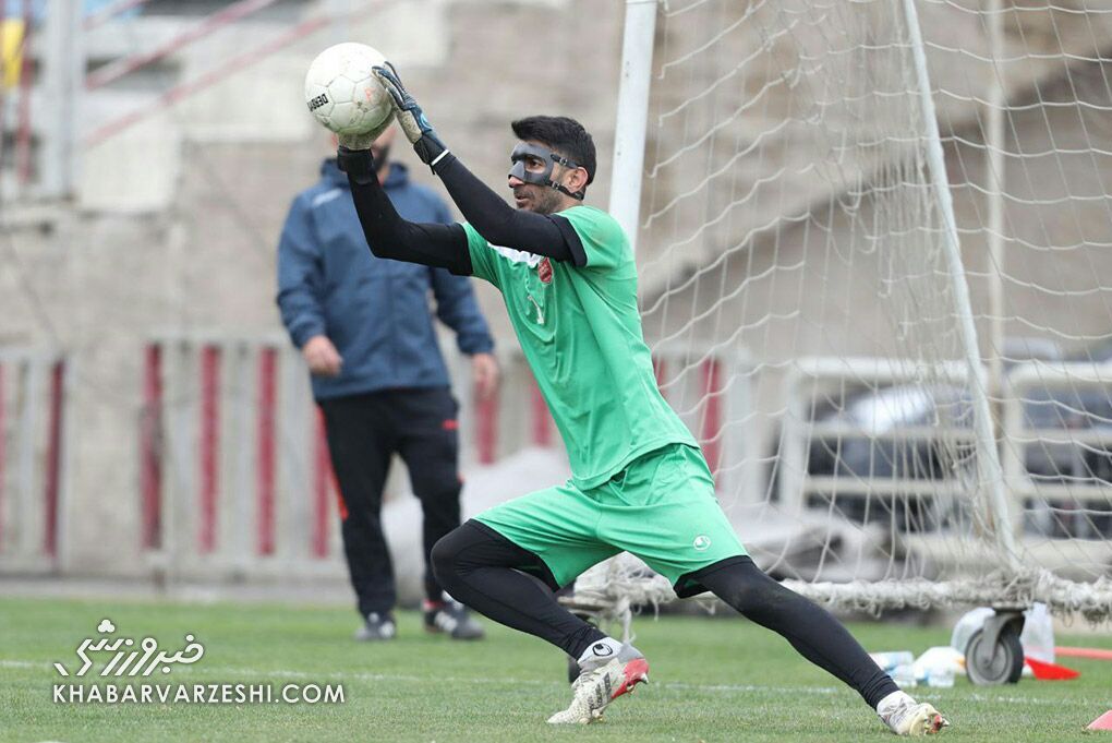 عکس| ستاره پرسپولیس برای دربی استارت زد/ سوغاتی بیرانوند از جامجهانی