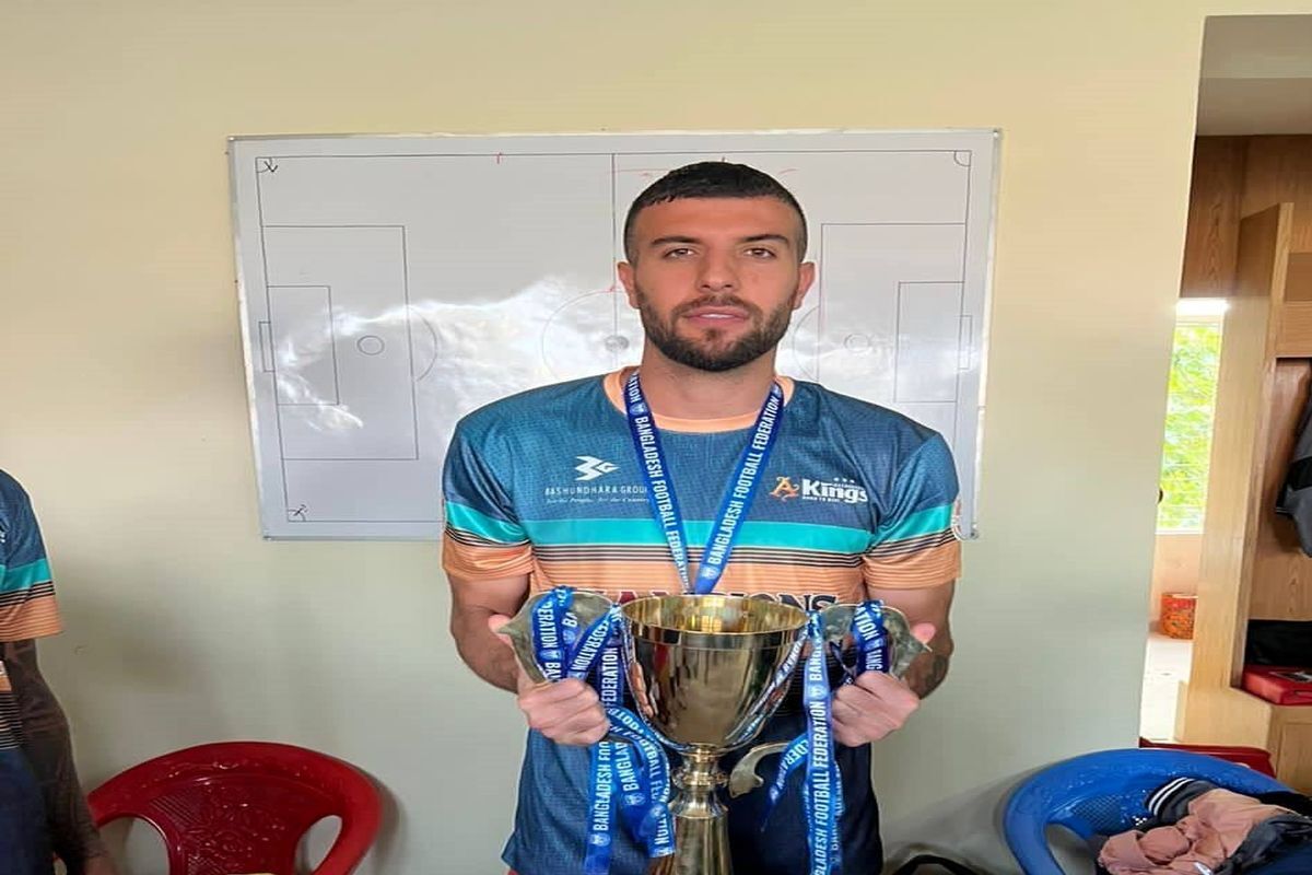 عکس| ملیپوش ایرانی و مدافع سابق پرسپولیس قهرمان بنگلادش شد!