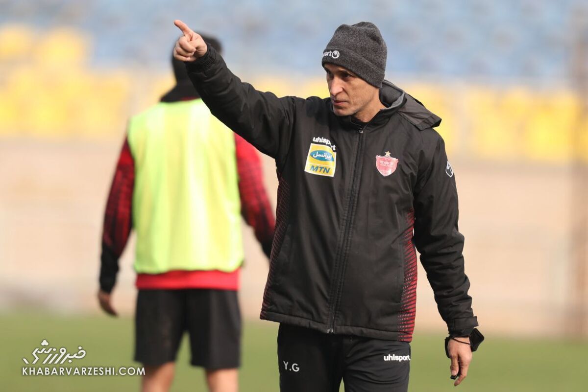 یحیی گل محمدی در تمرین