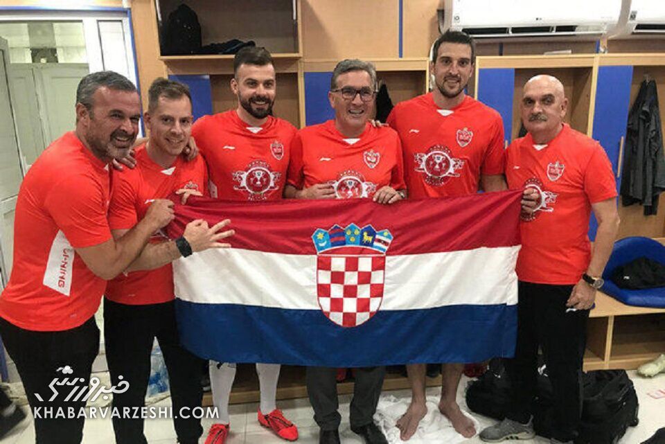 سرمربی پرسپولیسی در مسیر جام جهانی/ حمایت از تیم محبوب در بازی حساس  سرمربی پرسپولیسی در مسیر جام جهانی/ حمایت از تیم محبوب در بازی حساس