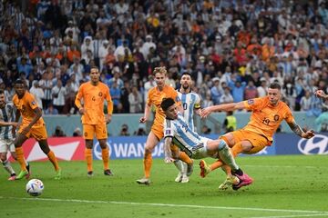ویدیو| گل دوم هلند به آرژانتین اتفاقی نبود!/ گل مشابه مهاجم هلندی در بوندس‌لیگا را ببینید