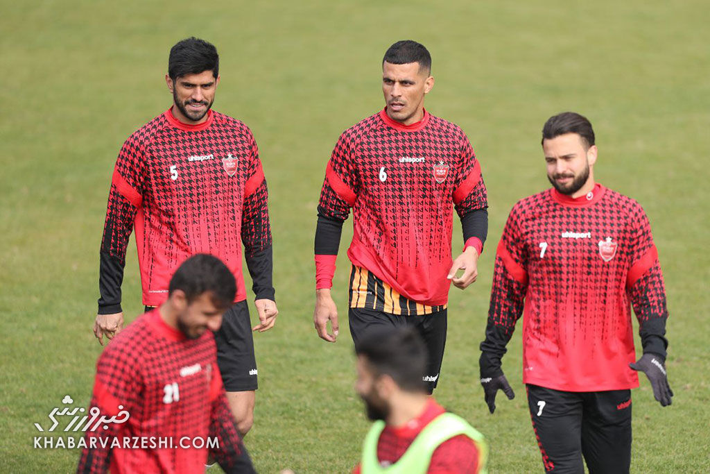 ستارههای جا مانده اما امیدوار پرسپولیس/ از دشمن کیروش تا بمب خنثی شده ستارههای جا مانده اما امیدوار پرسپولیس/ از دشمن کیروش تا بمب خنثی شده