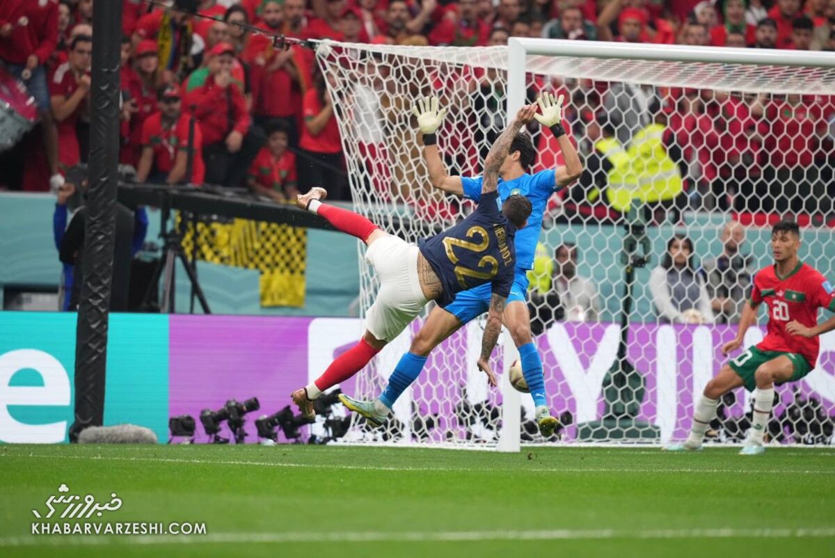 فریم به فریم با گل تئو هرناندس از قاب دوربین عکاس خبرورزشی/ مدافعها همیشه برای فرانسه خوش شانسی میآورند!