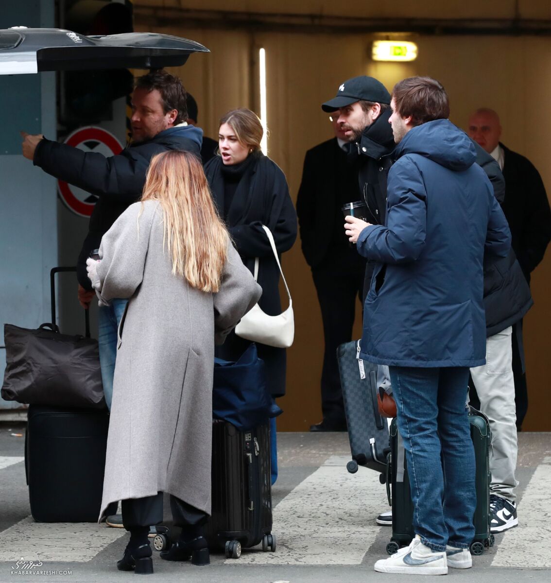 واضحترین تصویر از نامزد جدید جرارد پیکه/ سفر پراگ چند ماه بعد از جدایی از شکی را