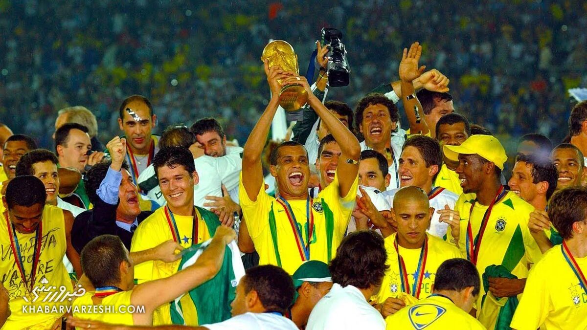 جشن قهرمانی تیم ملی برزیل (جام‌جهانی ۲۰۰۲)
