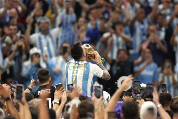 عکس| پست فیفا برای لیونل مسی دردسرساز شد/ حمله هواداران رونالدو به توئیتر فدراسیون جهانی فوتبال
