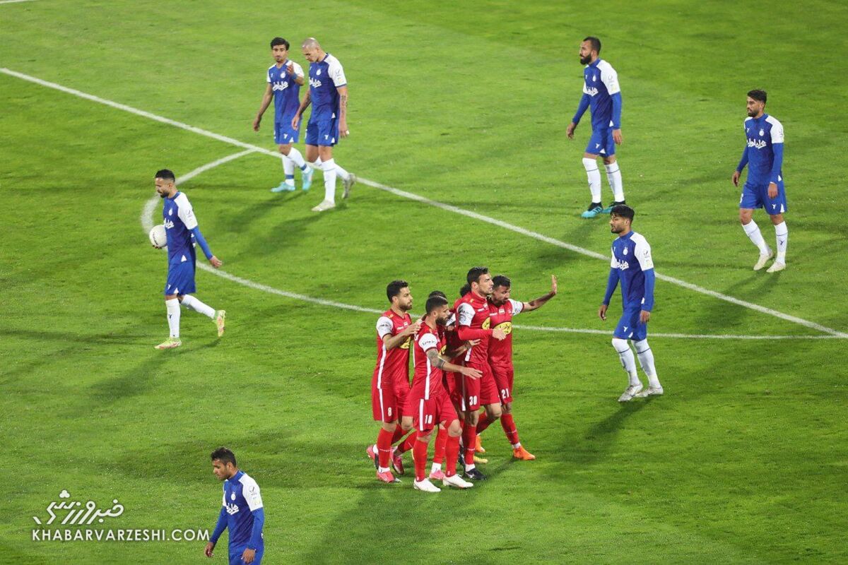 عکس| تصویری که ثابت کرد چرا استقلال زود گل خورد!