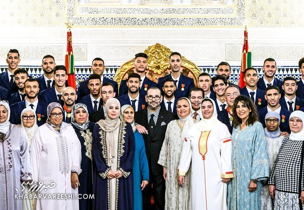 عکس| استقبال فوق‌العاده از بازیکنان تیم ملی مراکش/ مدال افتخار برگردن شیرهای اطلس