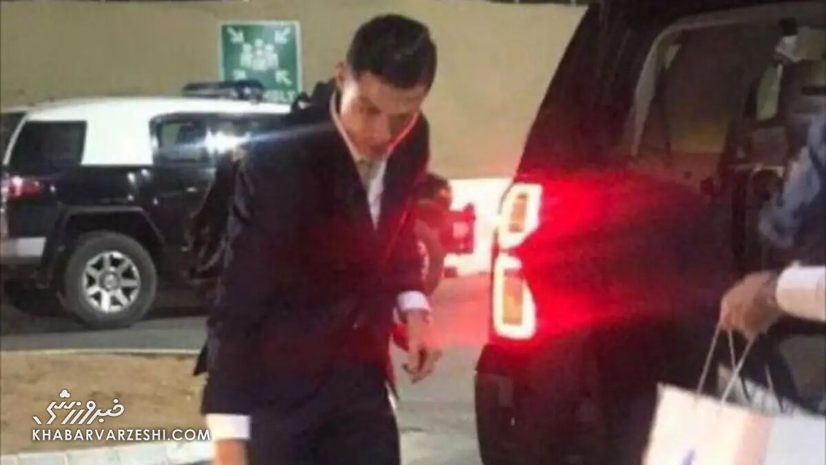 کریستیانو رونالدو در فرودگاه ریاض