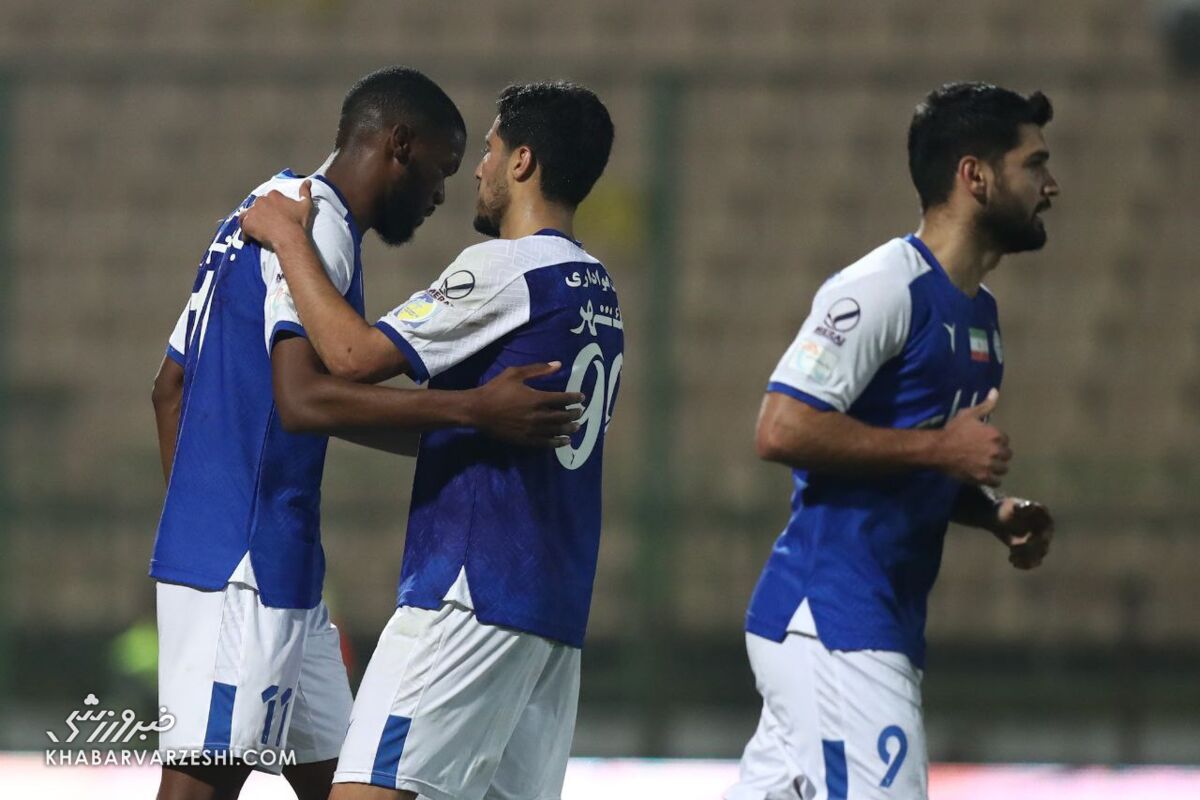 در روز فرصت سوزی عجیب سرخ ها، استقلال یک گل برای صدرنشینی کم آورد/ خبر بد برای پرسپولیسی ها؛ ستاره ای که مقابل تیم قلعه نویی محروم است!