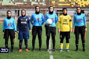 عکس| درگیری و دعوا در فوتبال زنان ایران/ ۲ اخراجی با قضاوت جنجالی پس از گل مردود