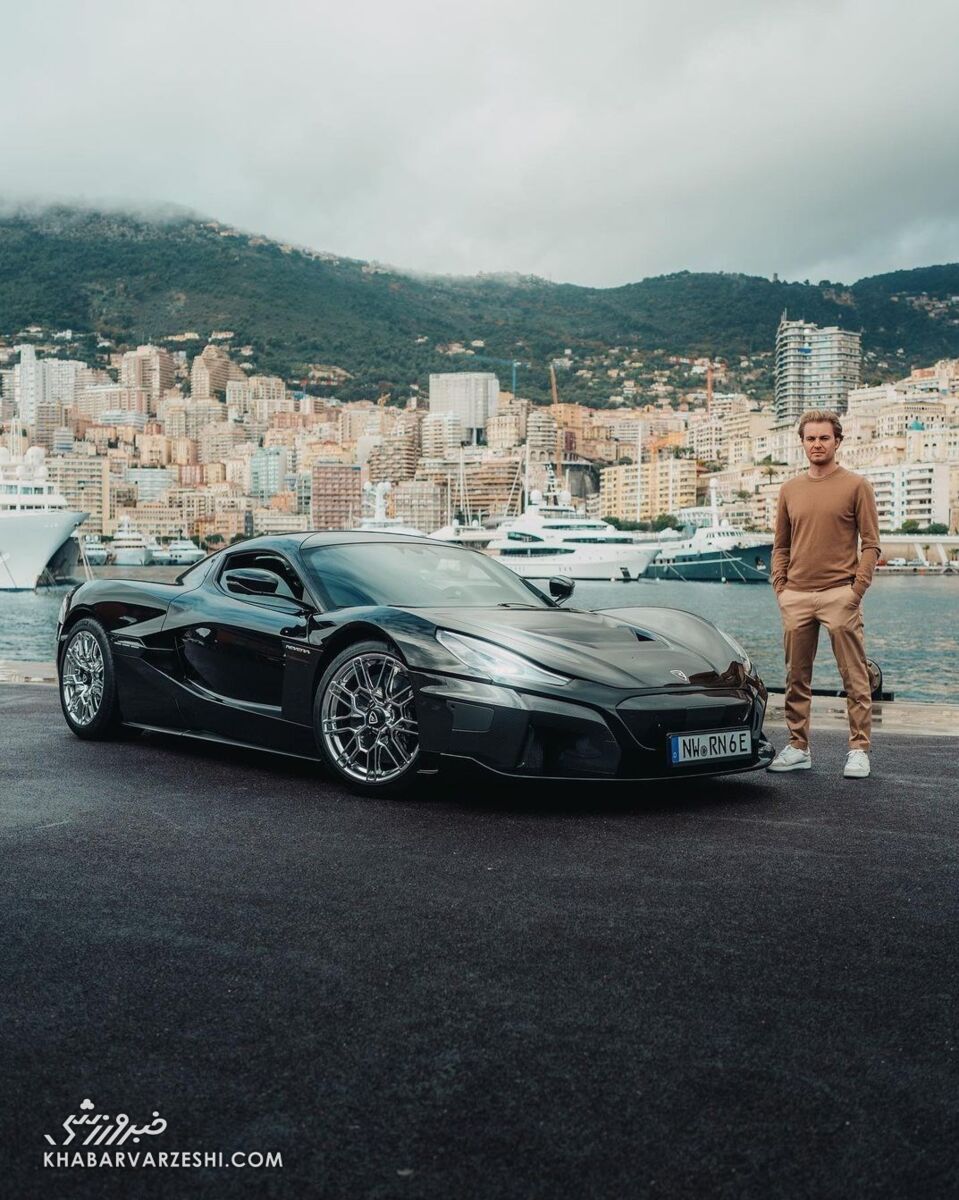 عکس| ویراژ قهرمان فرمول یک جهان با اتومبیل فوقلاکچری الکترونیکی