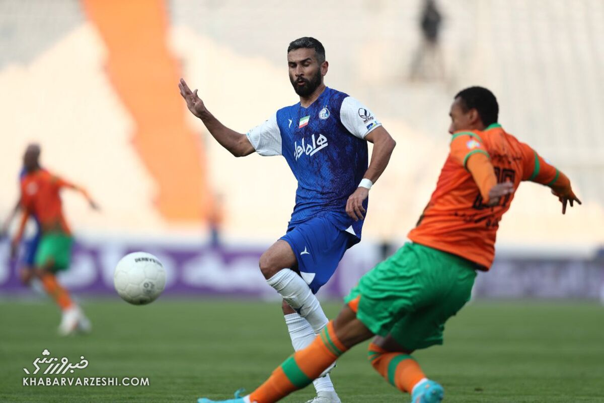 اتفاقات باورنکردنی و غریب در خط حمله استقلال/ چرا مهاجمان ساپینتو کم گل می زنند؟/ سرمربی پرتغالی زیر سوال رفت