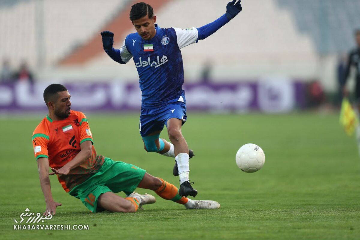 اتفاقات باورنکردنی و غریب در خط حمله استقلال/ چرا مهاجمان ساپینتو کم گل می زنند؟/ سرمربی پرتغالی زیر سوال رفت