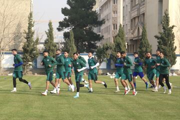 عکس| بدل کارشناس معروف فوتبال ایران در تمرین استقلال