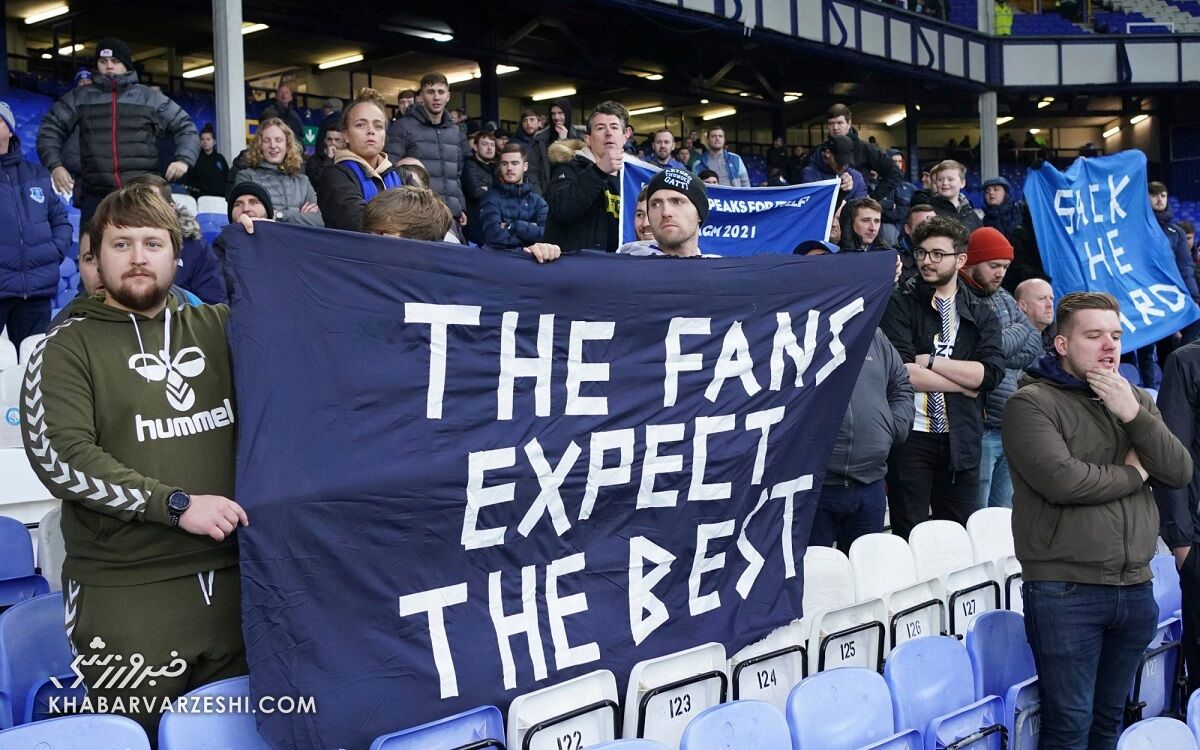 حمله به یک ایرانی در فوتبال انگلیس/ اقدام دستهجمعی هواداران با نامه جنجالی هواداران اورتون