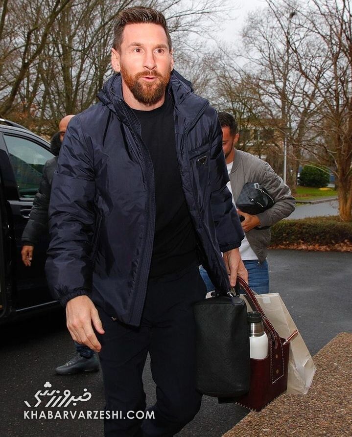 تصاویر| رونمایی از بهترین بازیکن جامجهانی در پاریس/ استقبال گرم از قهرمان