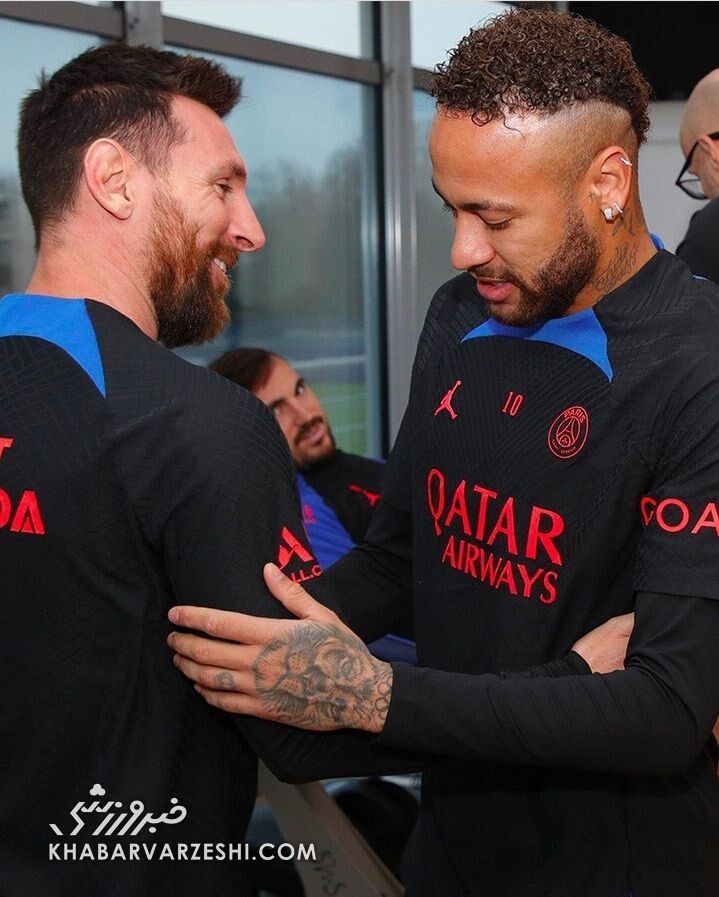 تصاویر| رونمایی از بهترین بازیکن جامجهانی در پاریس/ استقبال گرم از قهرمان