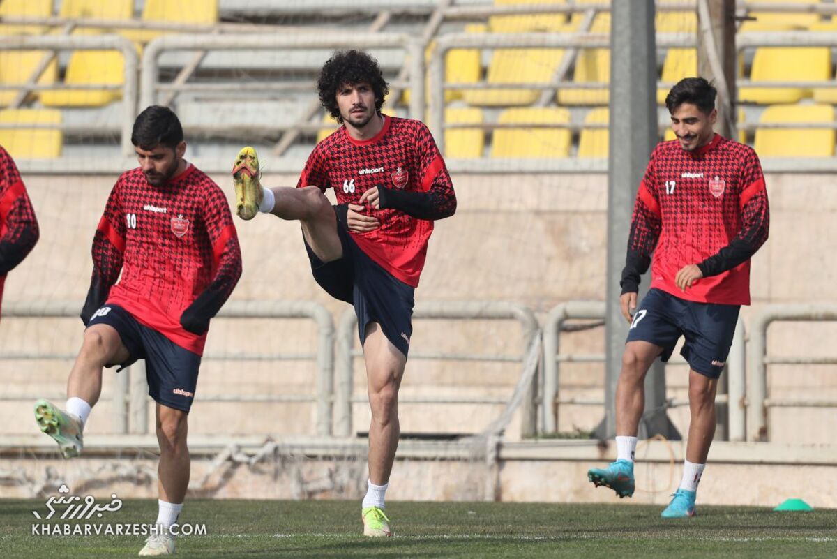 وحدت هنانوف در تمرین پرسپولیس