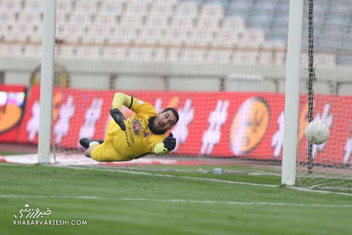 علیرضا حقیقی؛ پرسپولیس - نساجی