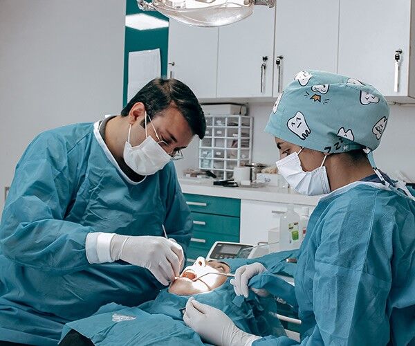 دندانپزشکیهای معروف