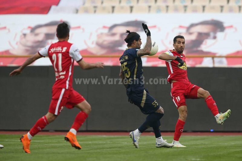تصاویر| فریم به فریم با شروع آتش بازی پرسپولیس مقابل نساجی/ وحید امیری اینطوری پنالتی گرفت