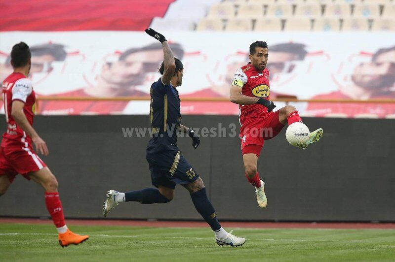 تصاویر| فریم به فریم با شروع آتش بازی پرسپولیس مقابل نساجی/ وحید امیری اینطوری پنالتی گرفت