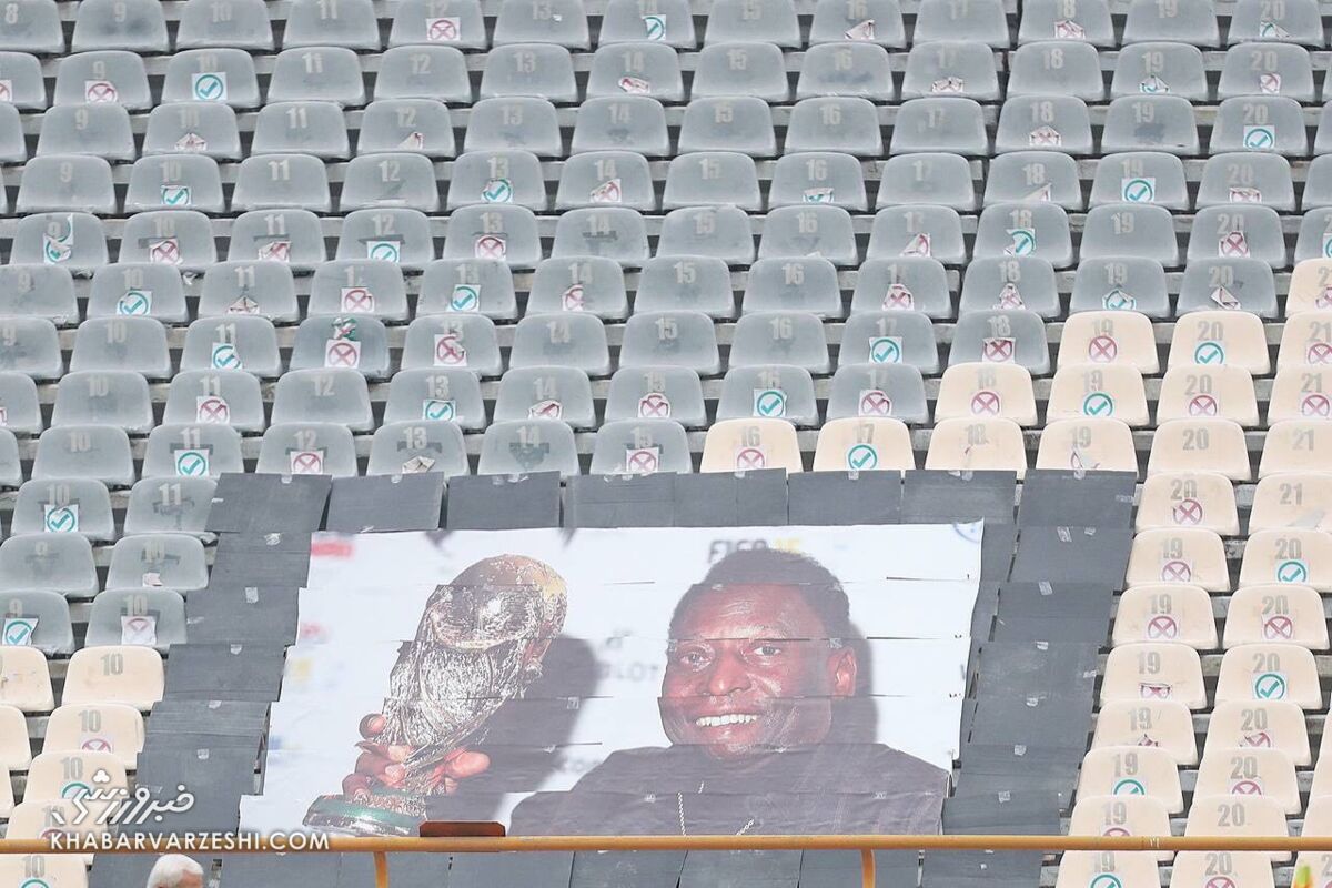 عکس| طرح موزاییکی پله در استادیوم آزادی