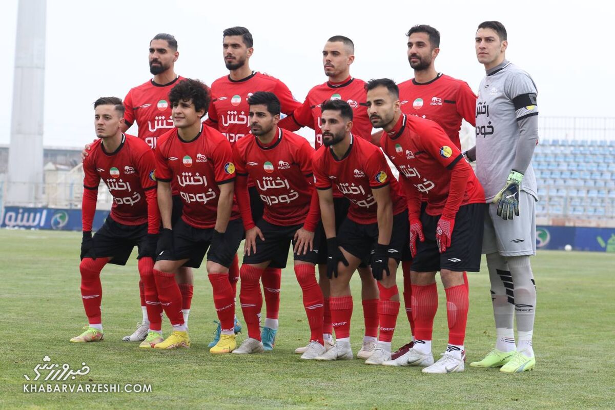 عکس تیمی تراکتور