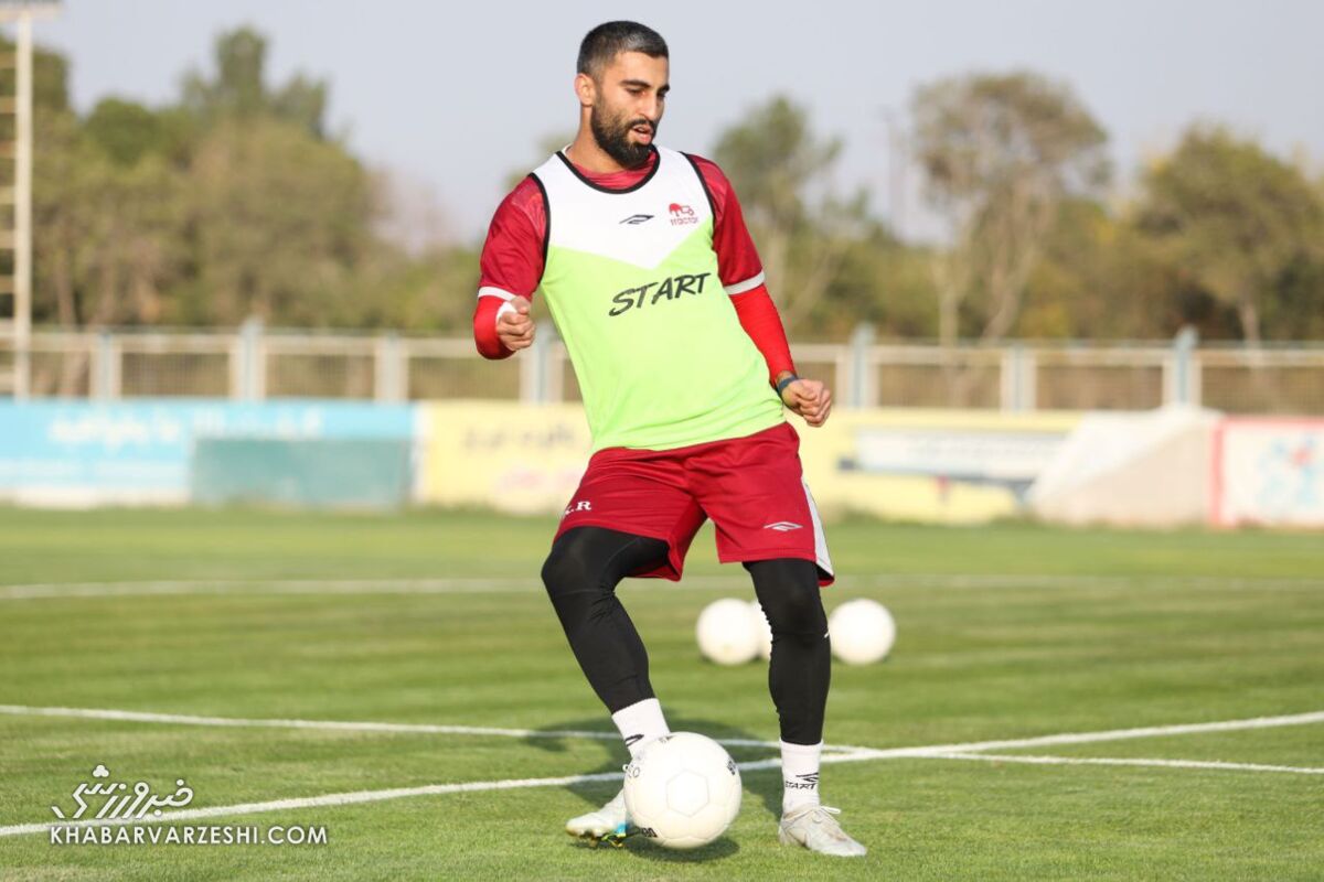 بمب نقل و انقالات زمستانی پرسپولیس چگونه خنثی شد؟/ مهاجمی که نیم فصل دوم هم در جمع پرشورها باقی ماند