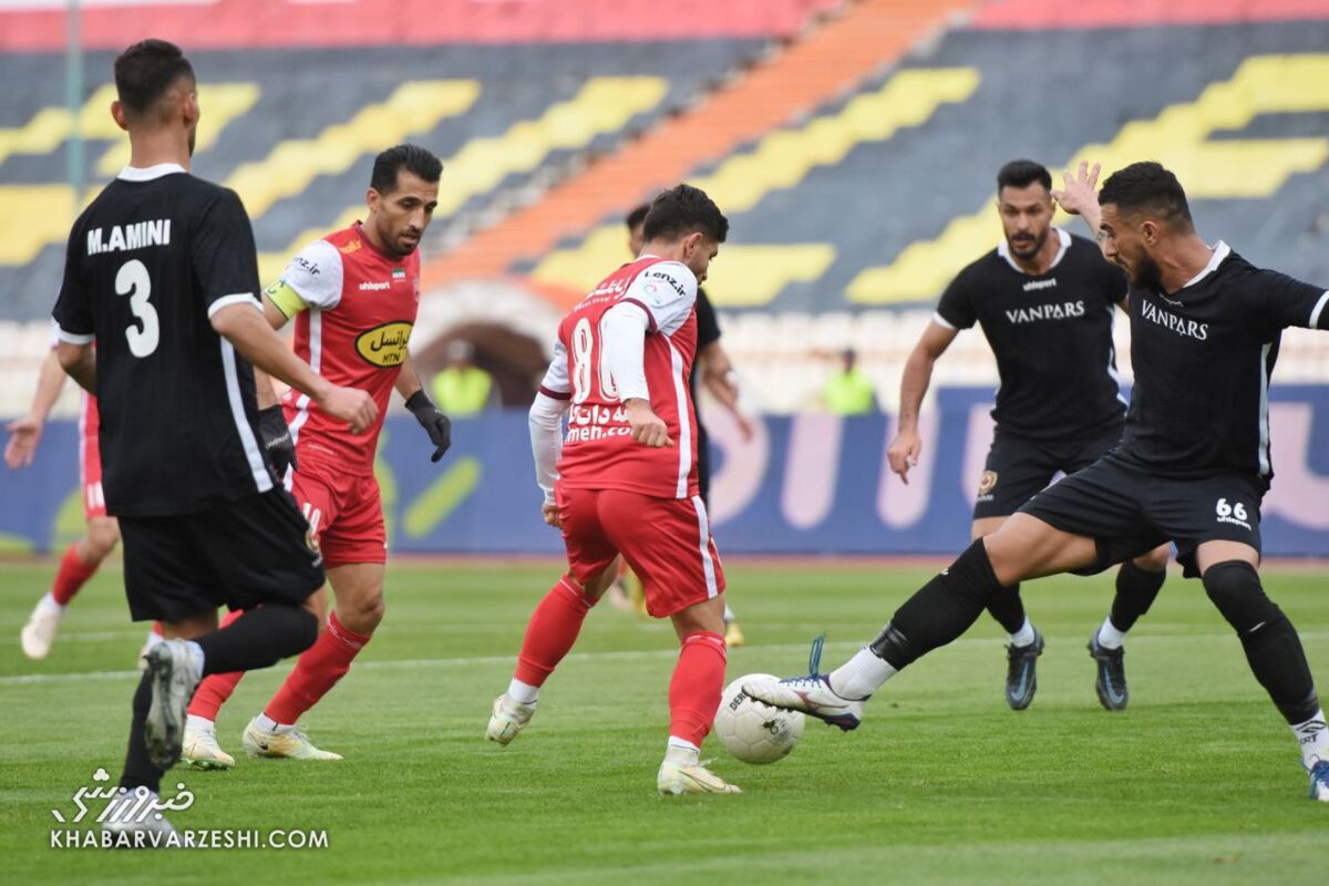 عکس | حرکت خاص گوهری و بیرانوند بعد از گلزنی پرسپولیس/ رونمایی یحیی از مهاجم جدید تیمش