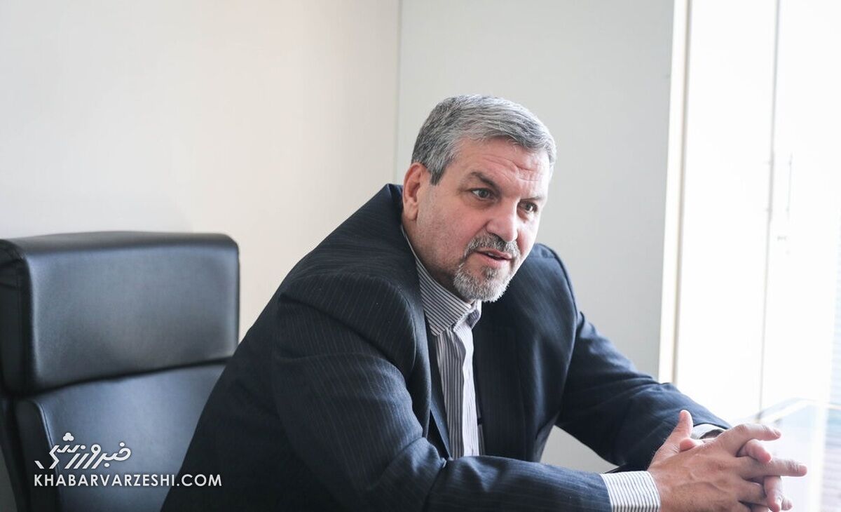 انتقاد از برگرداندن هواپیمای خانواده علی دایی/ مگر ریگی را میخواستید بگیرید؟ انتقاد از برگرداندن هواپیمای خانواده علی دایی/ مگر ریگی را میخواستید بگیرید؟