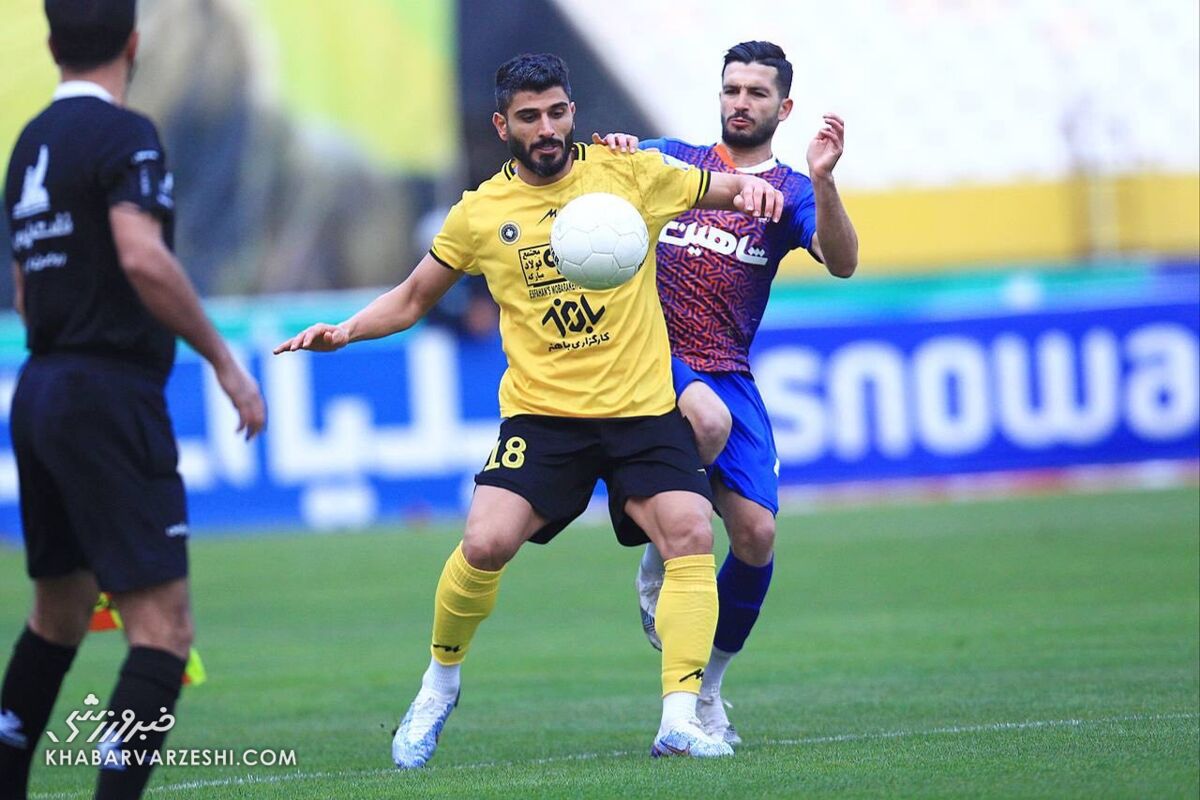 مورایس من را دید و بازی داد اما کیروش نه!/ حسرت نرفتن به جام جهانی را میخورم