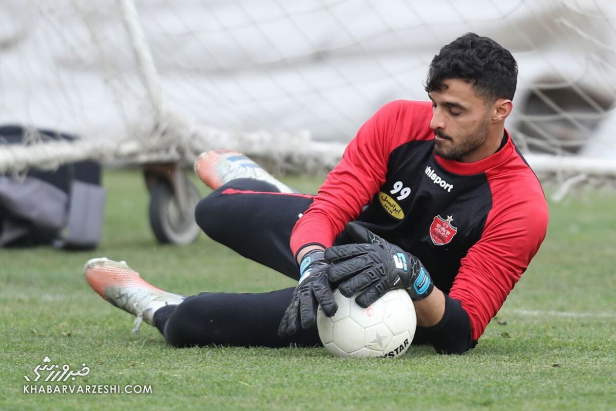 عقبنشینی در قبال پیشنهاد پرسپولیس/ سرخها هنوز ماجرای جذب ۳ بازیکن را فراموش نکردهاند! عقبنشینی در قبال پیشنهاد پرسپولیس/ سرخها هنوز ماجرای جذب ۳ بازیکن را فراموش نکردهاند!