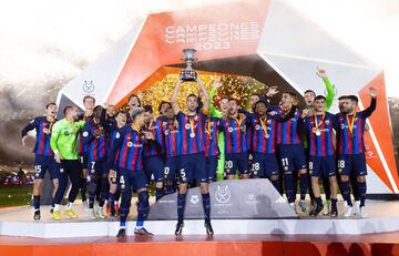 اولین جام ژاوی با درخشش گاوی/ قهرمانی چهاردهم بارسلونا با فتح ال‌کلاسیکوی صحرا