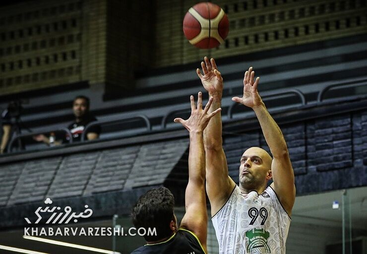 بسکتبال استاد فراری دادن اسپانسر است/ از این وضعیت نه راضیام و نه ناراحت!/ در حالت خوشبینانه ۱۰ سال عقبتر از دنیا هستیم