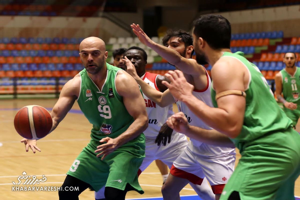 بسکتبال استاد فراری دادن اسپانسر است/ از این وضعیت نه راضیام و نه ناراحت!/ در حالت خوشبینانه ۱۰ سال عقبتر از دنیا هستیم