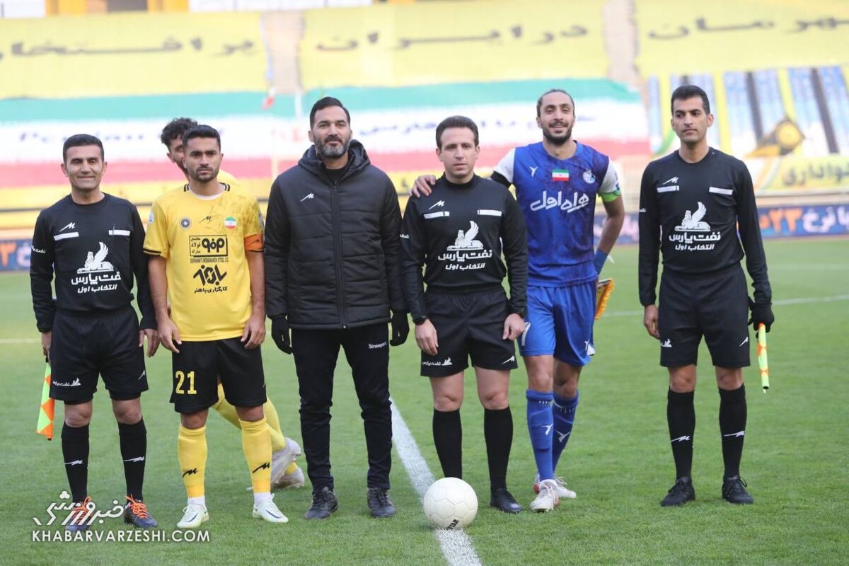 سیاوش یزدانی خطاب به استقلال؛ اجازه نمیدهم به جای من بازیکن بگیرید  سیاوش یزدانی خطاب به استقلال؛ اجازه نمیدهم به جای من بازیکن بگیرید