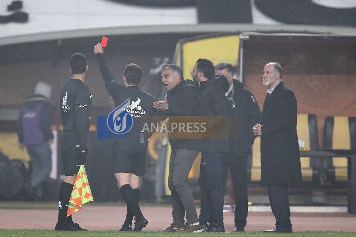عکس| بعد از شکست مقابل سپاهان؛ مربی استقلال اخراج شد!