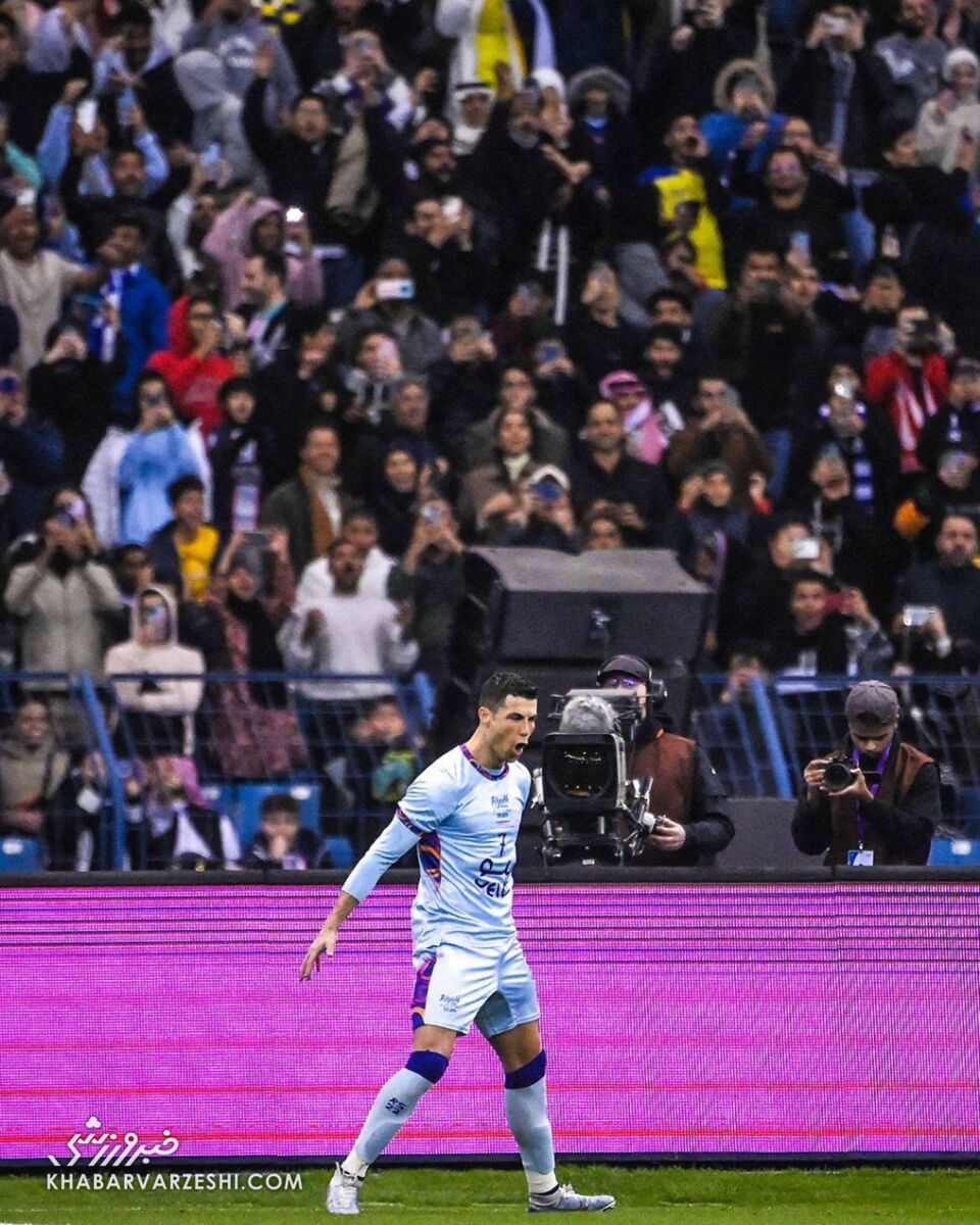 عکس| رونالدو از مسی انتقام گرفت/ شادی گل کریس؛ همان همیشگی