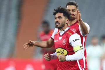 عالیشاه: به خاطر پدرم در پرسپولیس ماندم و قید خارج را زدم