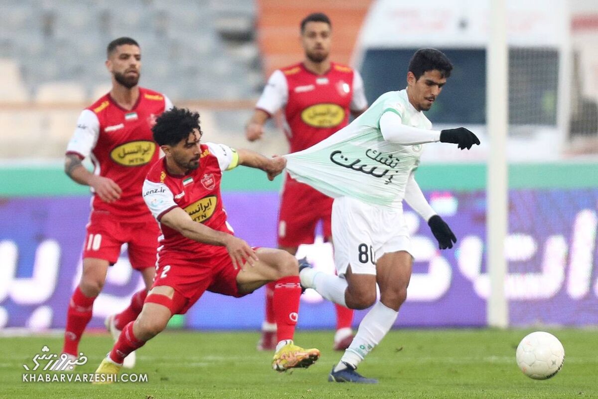 عکس| یحیی مهاجم جدید پرسپولیس را معرفی کرد