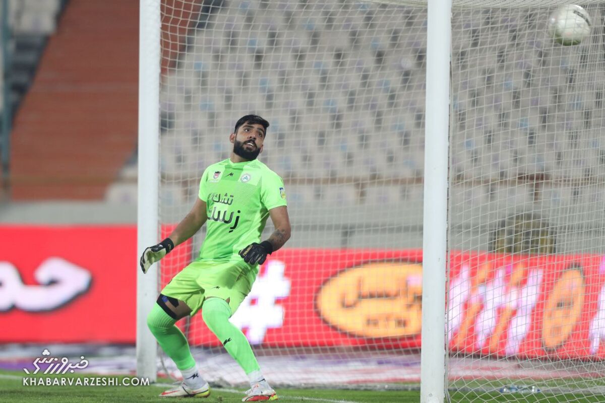 دروازهبان ذوبآهن تمدید کرد/ یکی دیگر از گزینههای نکونام پرید دروازهبان ذوبآهن تمدید کرد/ یکی دیگر از گزینههای نکونام پرید