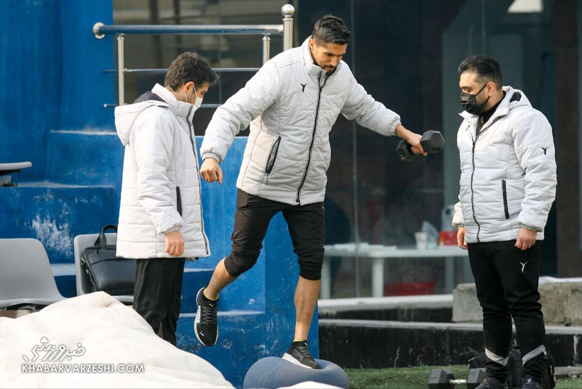 عکس| برنامه ویژه ساپینتو برای کاپیتان استقلال/ تمرینات سخت حسینی در سرمای تهران