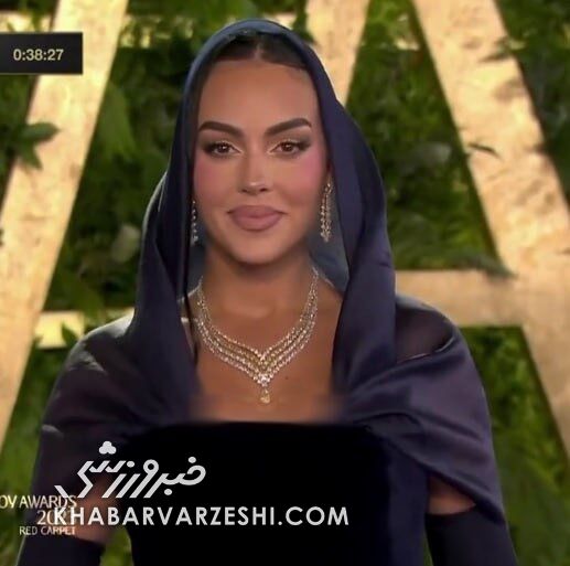 عکس| گردنبند فوق لاکچری نامزد رونالدو در عربستان/ جواهرات جورجینا چقدر ارزش دارد؟