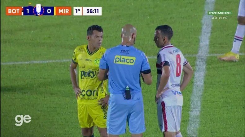 تصاویر | فرار از شکست با دستشویی داور!/ واکنش ستاره بازی؛ هرگز چنین چیزی را در عمرم ندیده بودم!