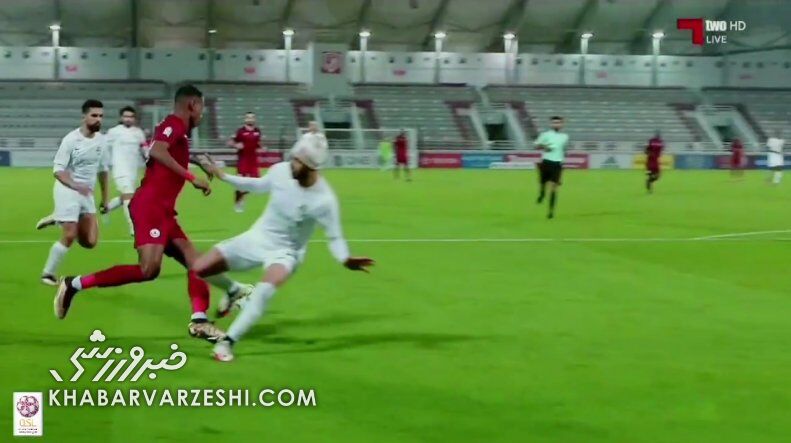 عکس| اشتباه تاثیرگذار شجاع در لیگ قطر/ مدافع پرسپولیسی با سر شکسته بازی کرد